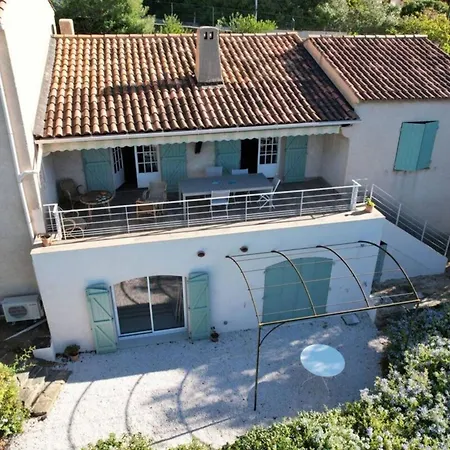 דירה Sea View With Large Terrace 5-min Walk To The *