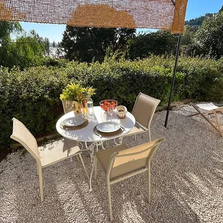 Sea View With Large Terrace 5-min Walk To The * Le Lavandou